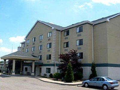 Comfort Inn & Suites Copley Akron Exterior photo